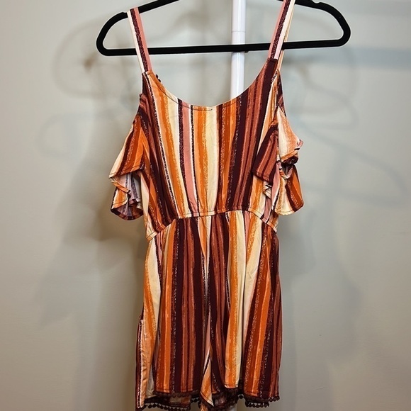 Women’s XHILARATION Romper Striped Cold Shoulder with Pom-Pom Trim & Pockets - Picture 9 of 9